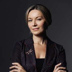 Юлия Алиферова