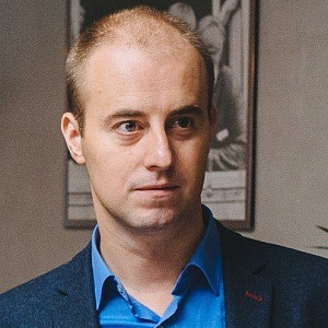 Дмитрий Ульяшенко